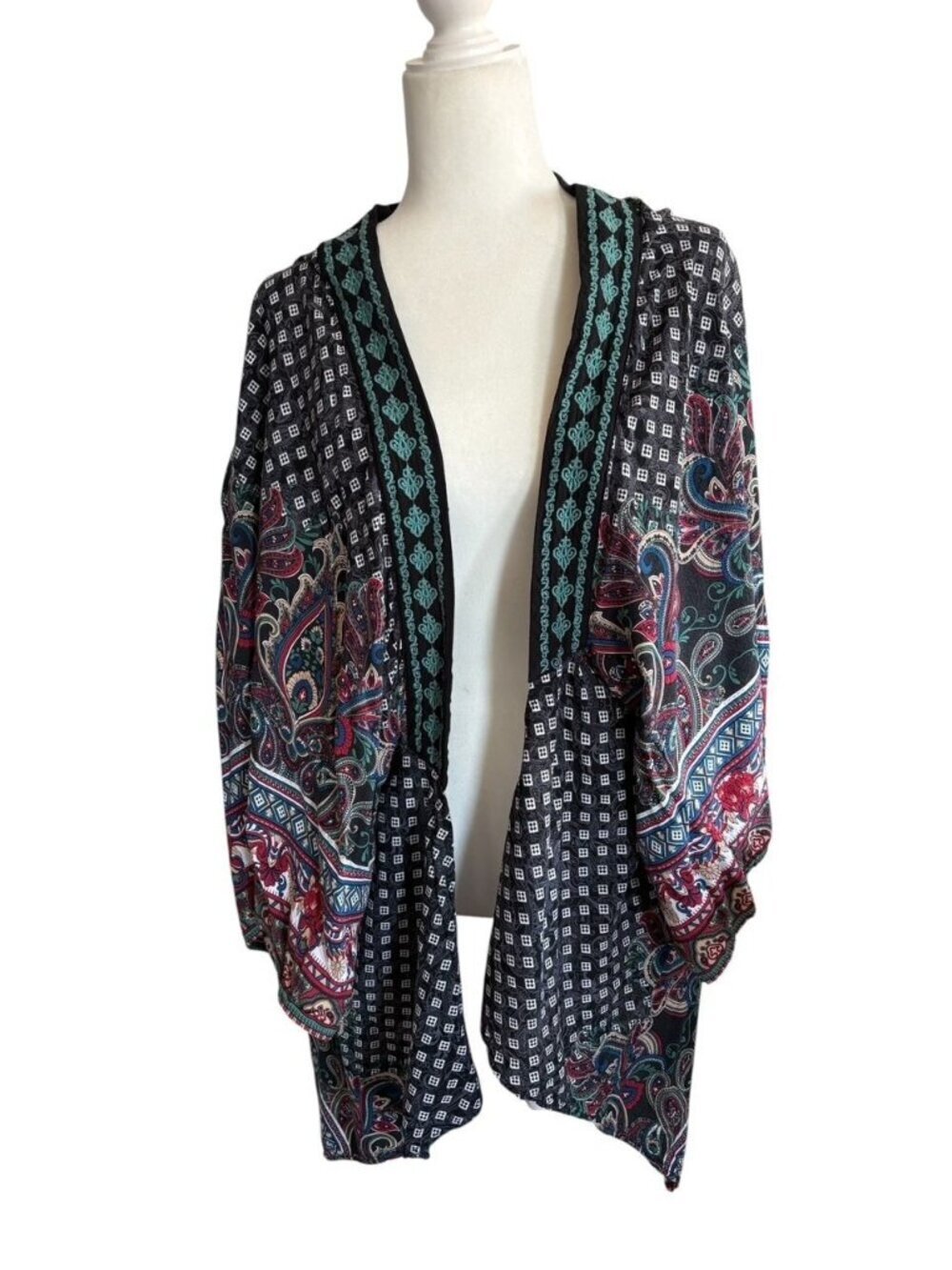 Flying Tomato Black Paisley Open-Front Kimono Cardigan Medium